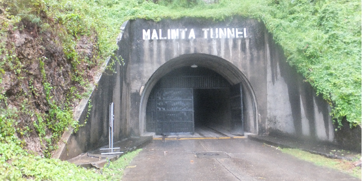 Malinta-tunnel-Corregidor-eiland-museum-tour-Filipijnen