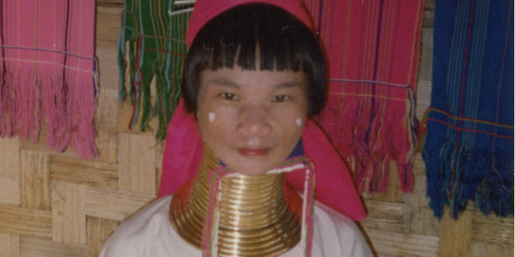 Mae-Hong-Son-giraffevolk-langnekken-Padaung-stam-ringen-Thailand