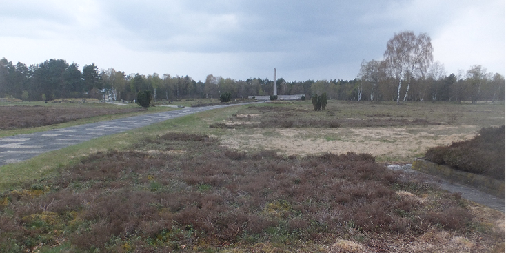 Bergen-Belsen-concentratiekamp-nazi-WW2-terrein-complex-Duitsland