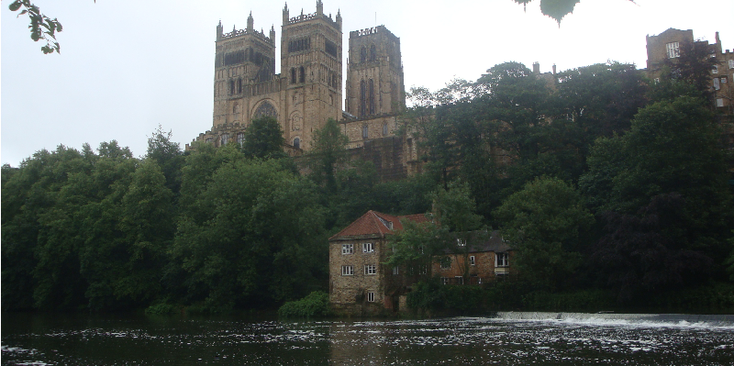 Durham-kasteel-kathedraal-rivier-Wear-versnelling-stroming-Engeland