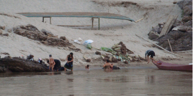 Mekong-rivier-boten-Laos-Thailand