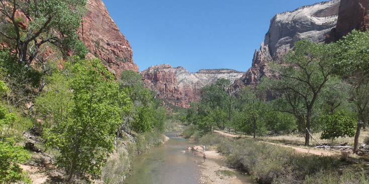 Zion-Nationaal-park-Virgen-rivier-beek-rode-stenen-Verenigde-Staten