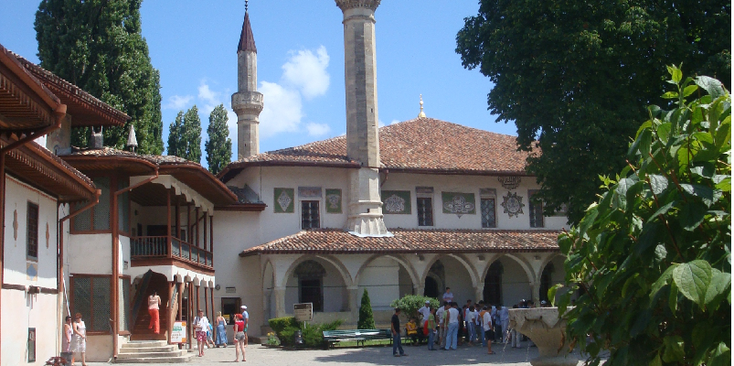 Khan-Palace-paleis-Krim-Tartaren-Bakchysaray-minaret-Krim-Oekraïne