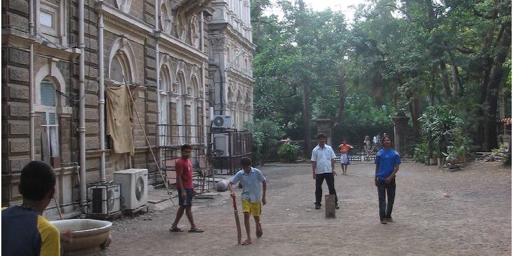 Bombay-Cricket-Streetlife-Mumbai-India