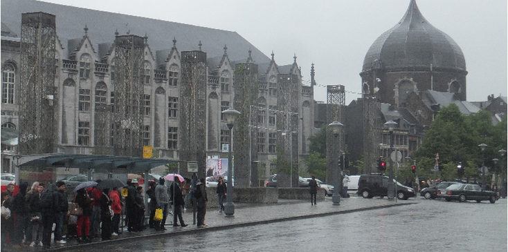 Place-de-Lambert-koepel-kerk-Luik-België