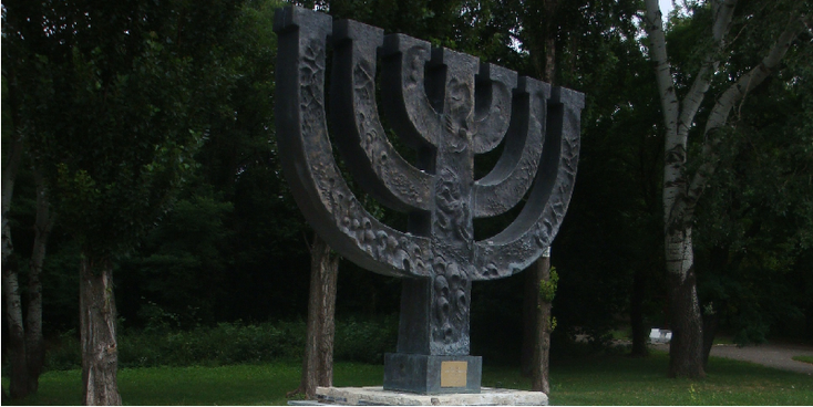 Babi-Jar-Menora-monument-ravijn-WW2-Joden-massamoord-nazi-Kiev-Oekraïne