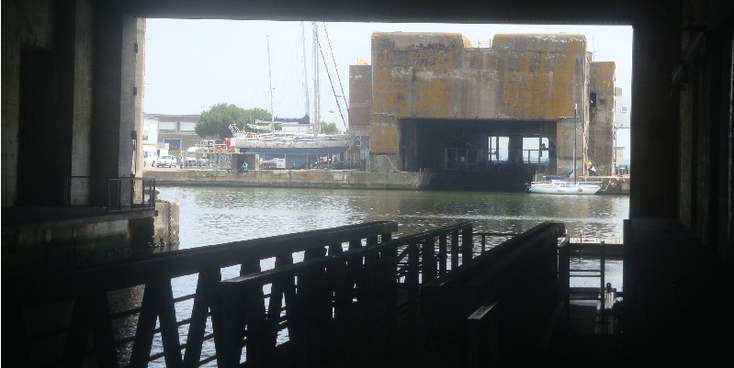 Sint-Nazaire-U-boot-bunker-onderzeeboot-Atlantische-kust-Frankrijk