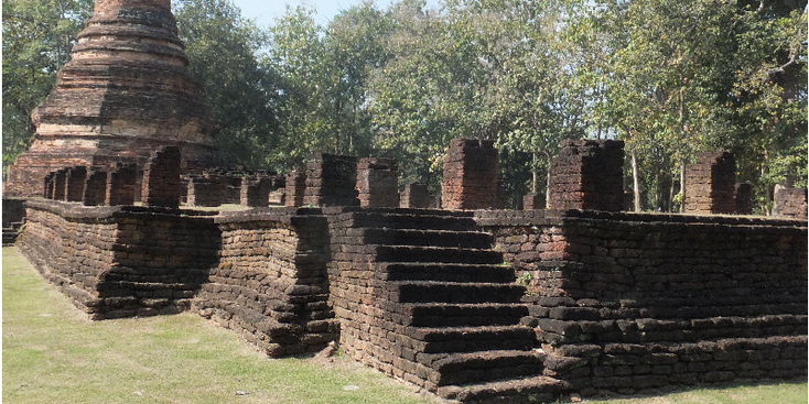 Kamphaeng-Phet-historisch-park-muur-Thailand