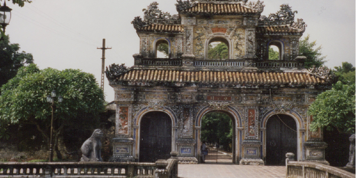 Hue-Emperor-Royal-Palace-Bridge-Entrance-Gate-Vietnam