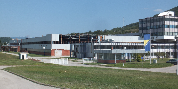 Potocari-Dutchbat-basis-hal-kamp-legerhal-oorlog-VN-Bosnië-Herzegovina
