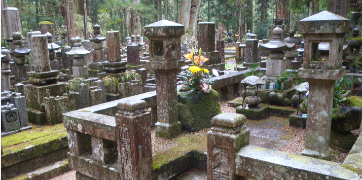 Koya-San-grafzerken-graven-begraafplaats-Japan
