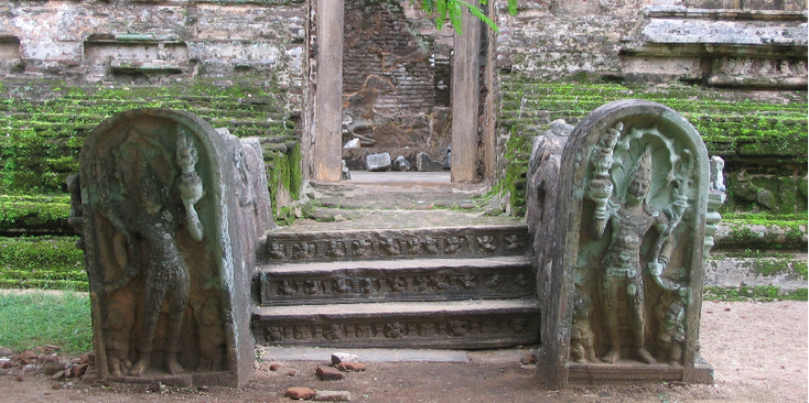 Polonnaruwa-Boeddha-archeologie-ruïnes-beelden-Sri-Lanka
