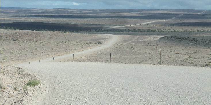 stoffige-weg-Fish-River-Canyon-klif-vallei-kloof-Namibië