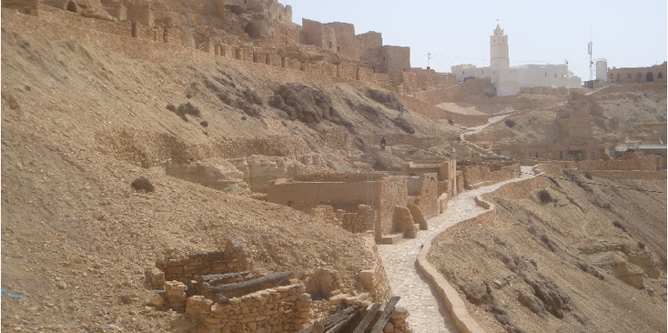 chenini-ksar-ksour-fort-moskee-woestijn-Tunesië