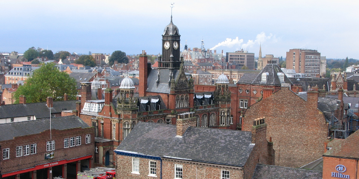York-Clifford-tower-uitzicht-kerk-toren-Engeland