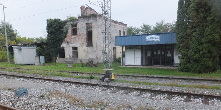 Jasenovac-treinstation-halte-Kroatië