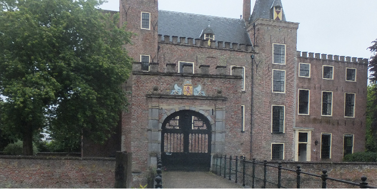 Burgh-Haamstede-kasteel-landgoed-landhuis-poort-brug-Zeeland-Nederland