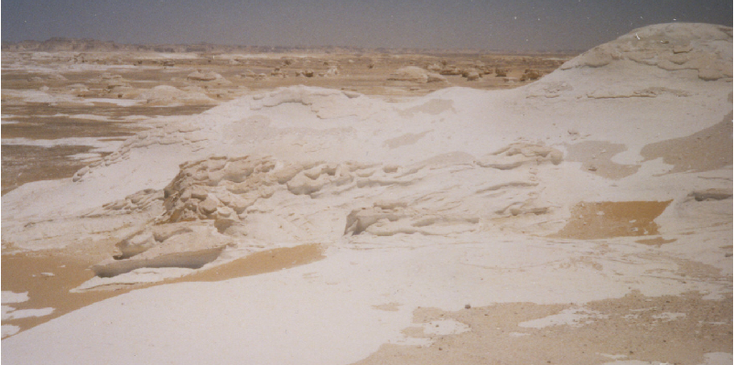 Farafra-Oasis-Egypt-Desert-Rocks-White-Formations