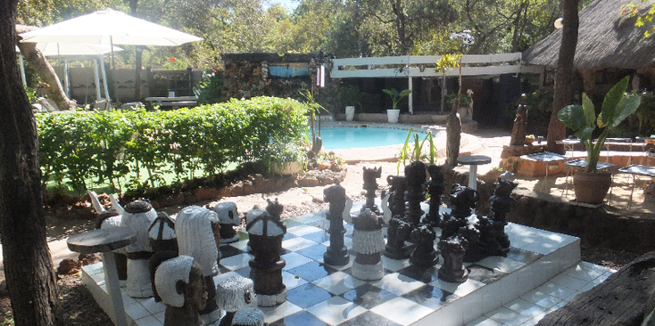 Victoria-Falls-watervallen-hostel-hostal-camping-backpackers-Zimbabwe-Zambia