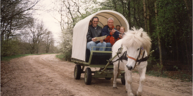 Huifkar-paard-pony-Drenthe-huren-bos-Nederland