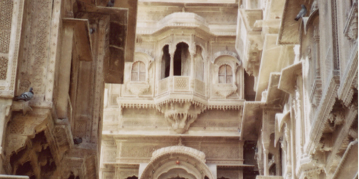 Jaisalmer-haveli-balkon-Rajasthan-India