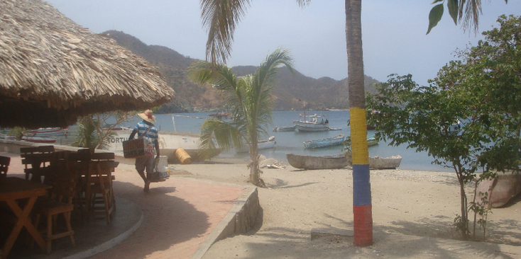 Taganga-Colombia-strand-haven-boot-Taryona-nationaal-park