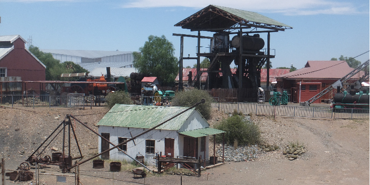 The-big-hole-die-groot-gat-bezoekerscentrum-mijn-Kimberley-Zuid-Afrika