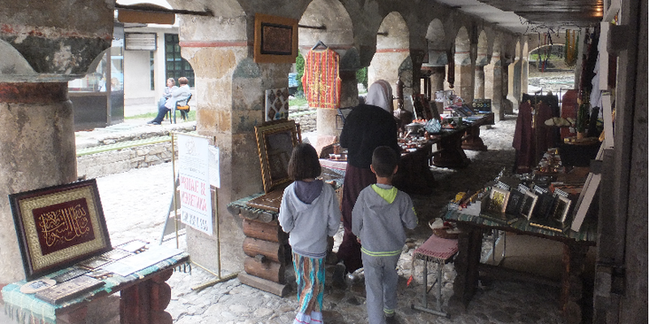 Travnik-markt-bazaar-kerk-religieus-Bosnië-Herzegovina