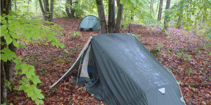 Verdun-Wildcamping-Tent-Crater-Trench-France