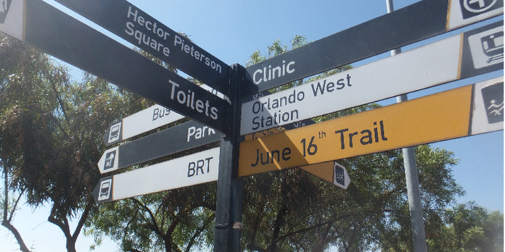 Hector-Pietersen-museum-bord-Soweto-Johannesburg-Zuid-Afrika