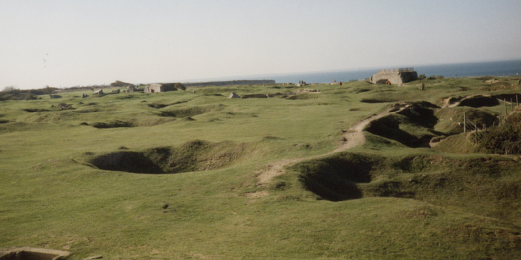 Pointe-du-Hoc-krater-Cotentin-WW2-Normandië-commando-D-Day-Overlord-Invasie-Frankrijk