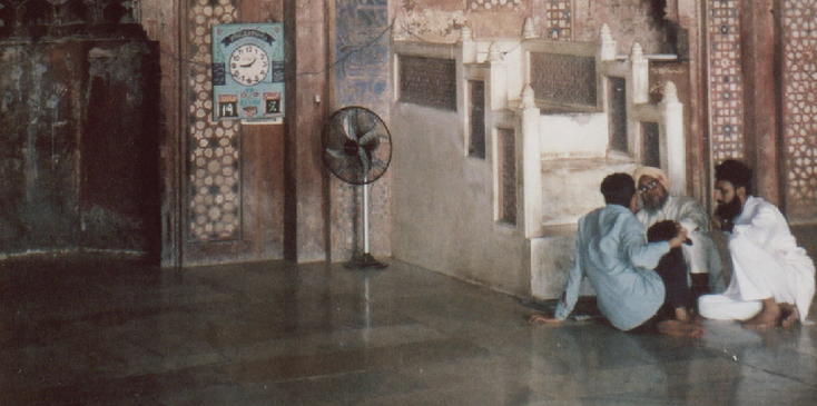 Jami-Mashid-Mosque-New-Delhi-India