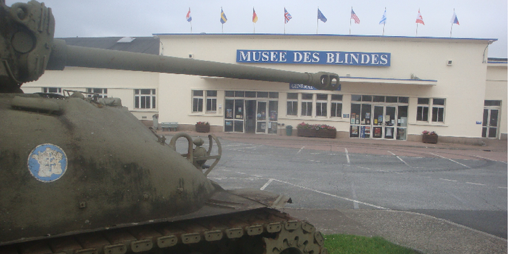 Saumur-museum-Frankrijk-Musee-des-Blindes-tank