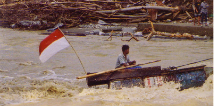 Bukit-Lawang-River-Boat-Gunung-Leuser-National-Park