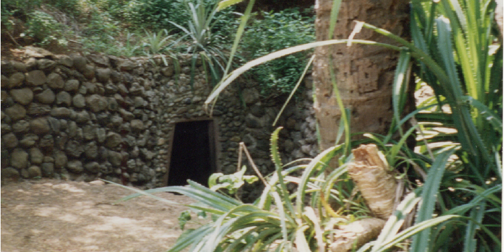 Vinh-Moc-tunnel-ingang-grens-Vietnam-DMZ