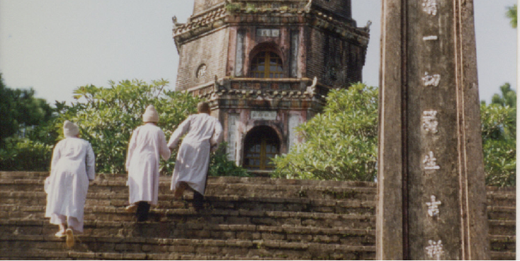 Thien-My-Pagoda-Thap-Phuoc-Duyen-toren-monnik-Hue-Vietnam