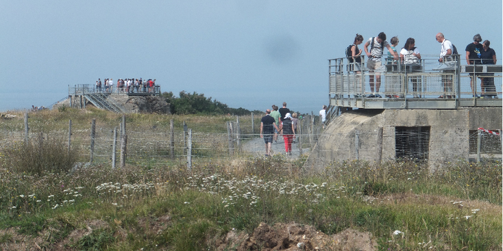 Pointe-du-Hoc-commando-D-Day-Overlord-invasie-kust-Normandië-Frankrijk-bunker