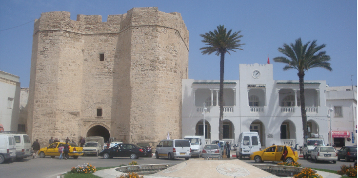 Skifa-El-Khala-Mahdia-Tunesië-poort-muur
