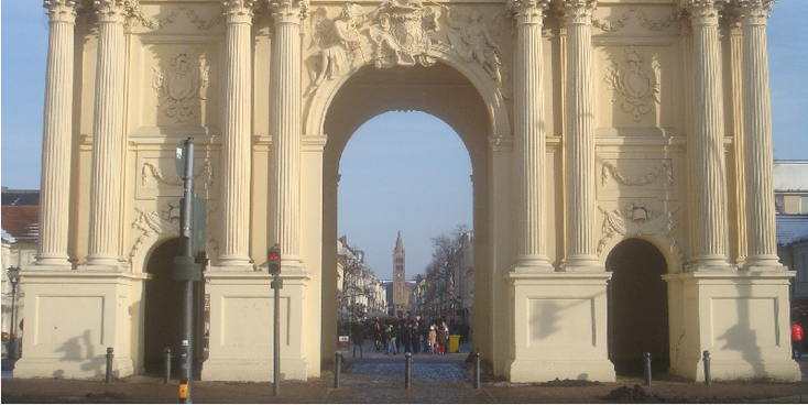 Potsdam-Brandenburger-Tor-toren-poort-Duitsland