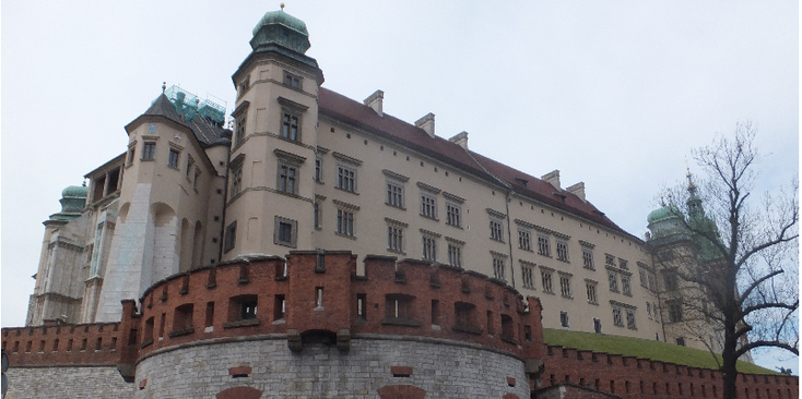 Wawel-kasteel-Krakau-Polen-muur-toren-Polen