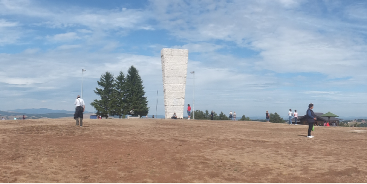 Zlatibor-monument-WW2-uitkijkpunt-nationaal-park-Servië
