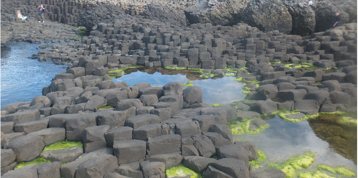 Giant's-Causeway-noord-Ierland-legende-rotsen-reus