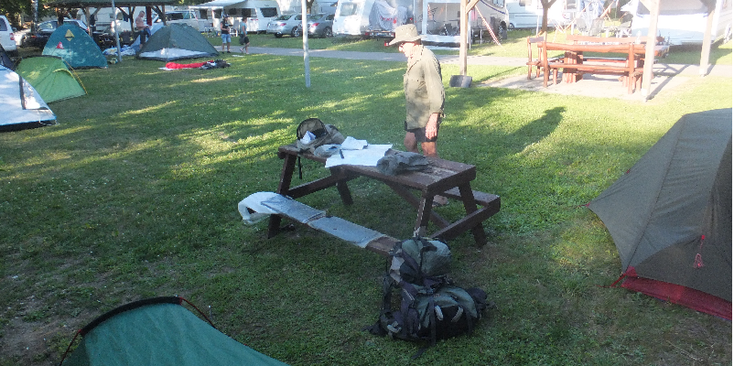 Linz-Pichlingersee-camping-tent-Oostenrijk