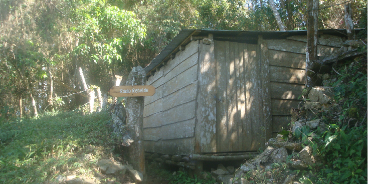 Sierra-Maestra-Nationaal-park-Cuba-Fidel-Castro-Revolutie-hut-radio