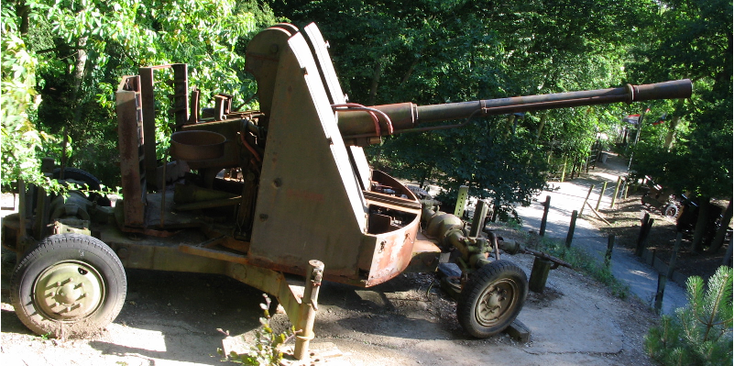 Éperlecques-blockhaus-bunker-Nazi-WW2-V1-V2-Frankrijk-Nord-de-Calais-ondergronds-Eperleques-kanon