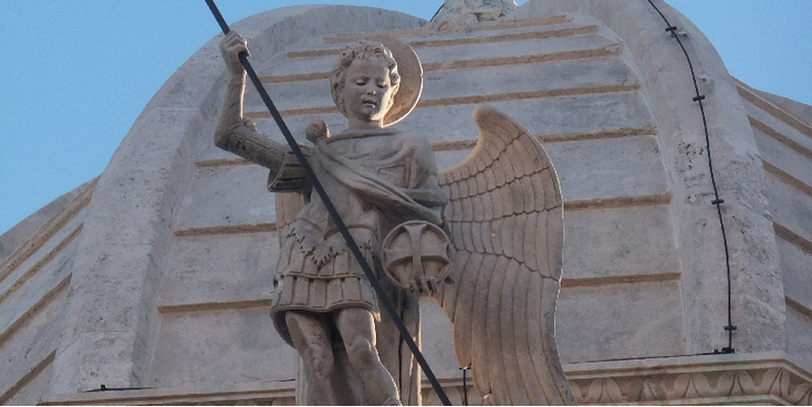Sibenek-monument-beeld-Kroatië