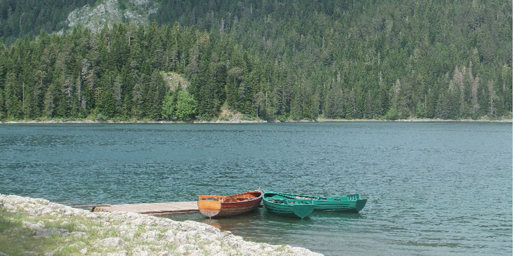Durmitor-nationaal-park-zwart-meer-boot-Montenegro