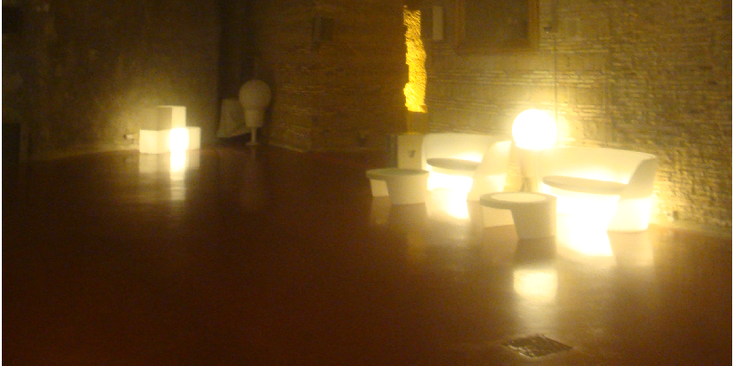 Napels-catacomben-tunnel-Borbonico-lichten-Italië