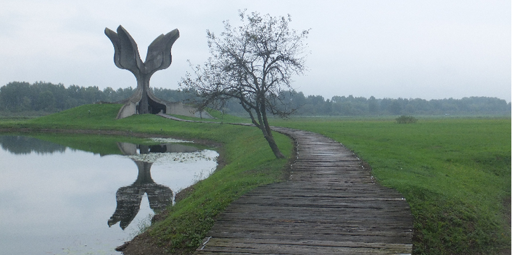 Jasenovac-concentratiekamp-Ustasi-Kroatië-fascisten-monument