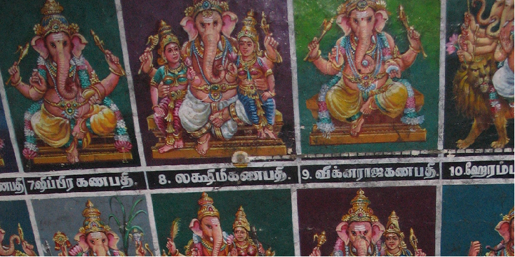 Sri-Meenakshi-Temple-Madurai-Khadi-pelgrim-India